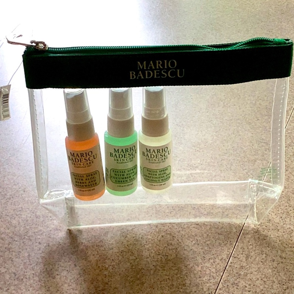 Mario Badescu Clear Cosmetic Case with (3) different Facial Spray NEW